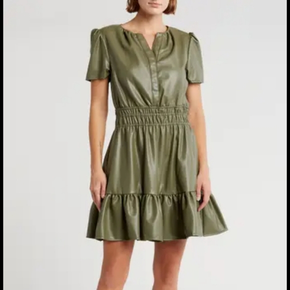 Grey Collective Split Neck Short Sleeve Faux Leather Minidress. Size Small. New. - Picture 1 of 9